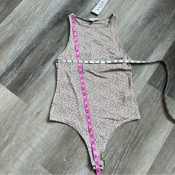 NWT Gaze animal print bodysuit - Picture 4 of 5
